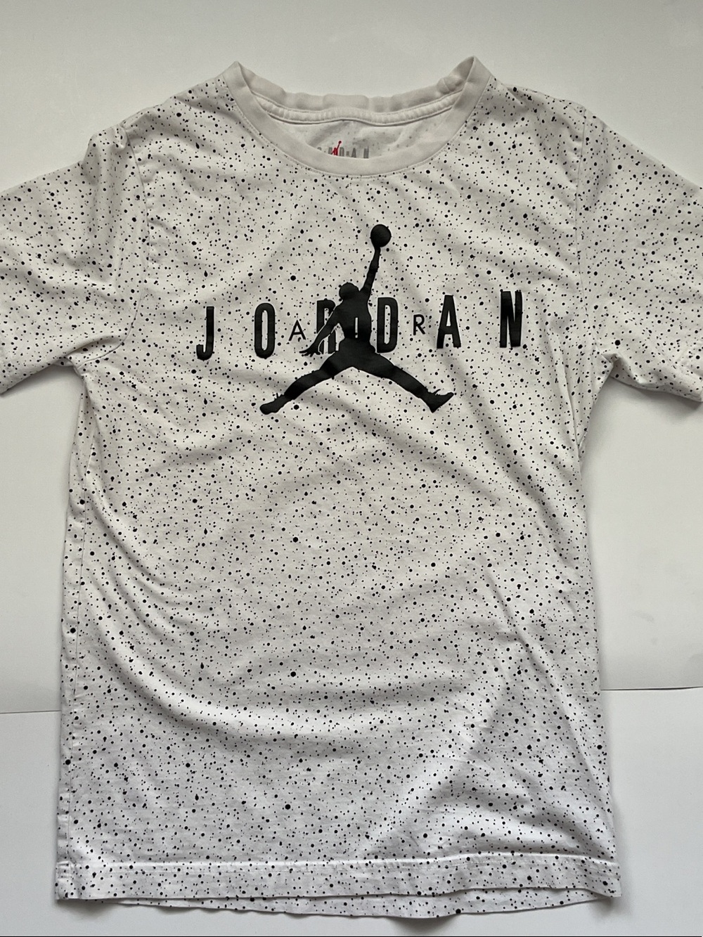 Jordan Kids White Black Speckled Logo Tee